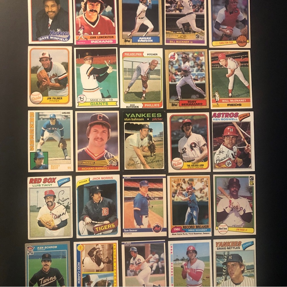 25 - 1970s & 80s Baseball Cards Tom Seaver Steve Carlton Mike Schmidt Luis Tiant